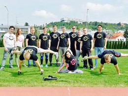 Streetworkout komunita v SR sa stle zvuje. Maj sa fitcentr obva?